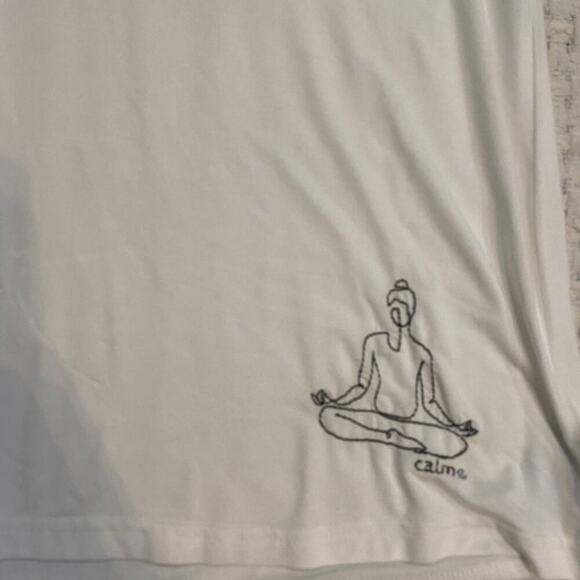 Calme White Embroidered Yoga Crewneck Shirt Size XS - 23 - Picture 4 of 9